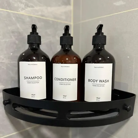 Bloom By Y&Y Bayshore - Okada Moa Airport - Pool